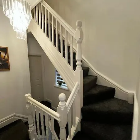 Lovely 5Br Home In Manchester. Close To The City Exterior foto